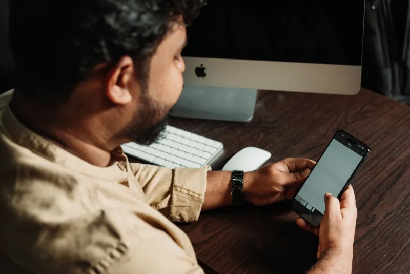 Notifications Are Not Neutral: How Being 'Always On' Is Quietly Dismantling Your Focus
